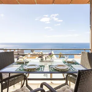 https://chalet-con-vistas-al-mar-en-santa-cruz-de-tenerife.tenerifehoteles.net
